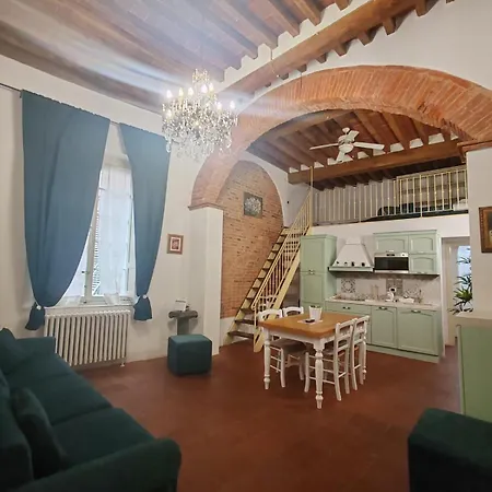 Corte Pini Deluxe In Historic Center Of Lucca